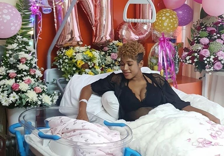 juszmeee's tweet photo. Bushiri is a new parent, to maintain this baby and the mother he has to pay up since he fathered this baby outside his marriage https://t.co/PhsNz4lTmB