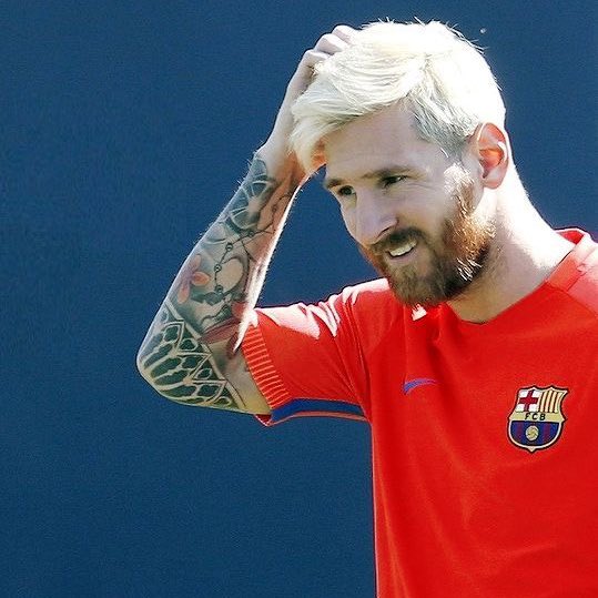 nick austin as lionel messi a thread: