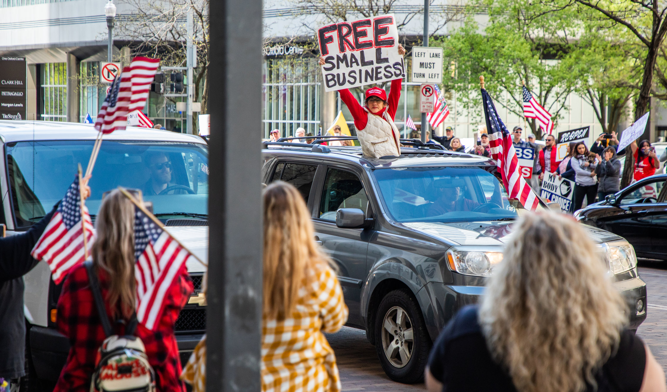 EWEIgsoXYAEM1oo?format=jpg&name=4096x409