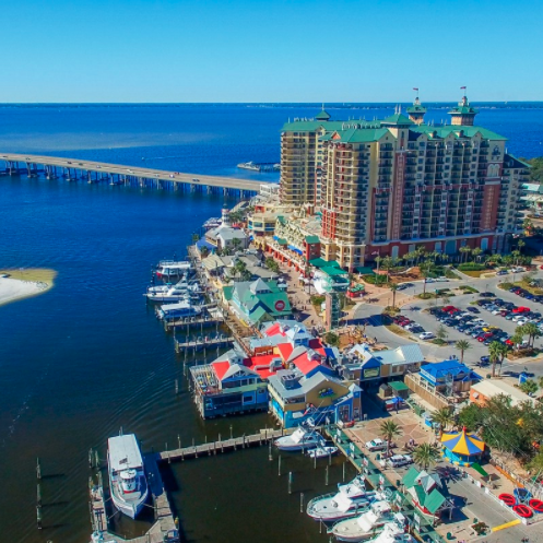 _SNUBA's tweet photo. We're certainly not encouraging anybody to break with the orders of their local jurisdiction, but when restrictions ease and you find yourself in Destin, Florida, SNUBA might just be one of the best activities to enjoy in the area! #Snuba #SnubaLife 🤙🏼✌️https://t.co/ExLEY3HUXN https://t.co/6ft6kbmaSh