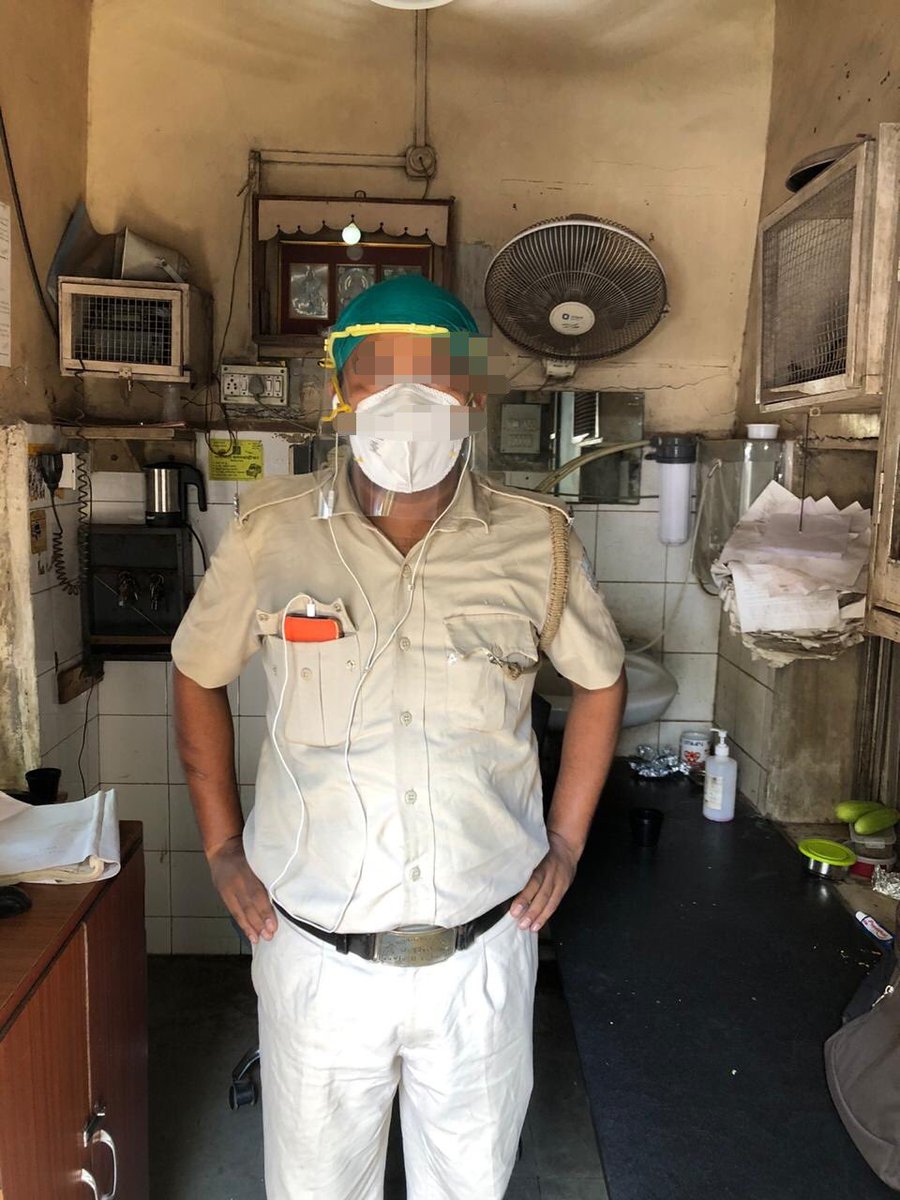 MumbaiSera's tweet photo. “Every drop counts”! We at SERA are happy to have been able to reach out to our frontline soldiers fighting #WuhanVirus #COVID19 in #Mumbai with safety shields. #weshallovercomecorona ThankU ⁦#HealthCareWorkers   ⁦@mybmcWardHE⁩ @MumbaiPolice⁩ ⁦@mybmc⁩ https://t.co/UVMvllw3kG