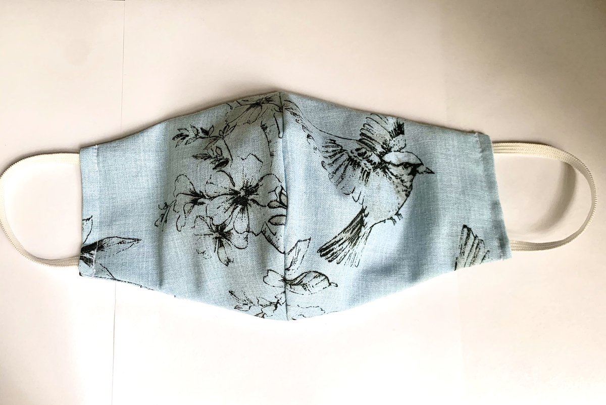 OriginallyStit1's tweet image. Who loves bird watching 💕💕 #birds #mask