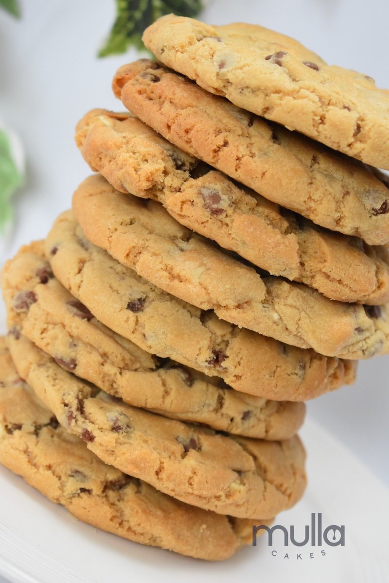 It’s Monday, have a cookie! 🍪💫
Gooey Chocolate Chip cookies have now been added to our website! Best served warm 🔥🤤