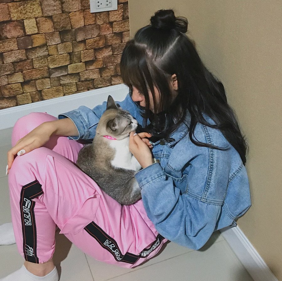 JannineWeigelMM's tweet photo. #jannineweigel #jannineweigelmyanmar #พลอยชมพู #ploychompoo https://t.co/83Ei0WrrQC