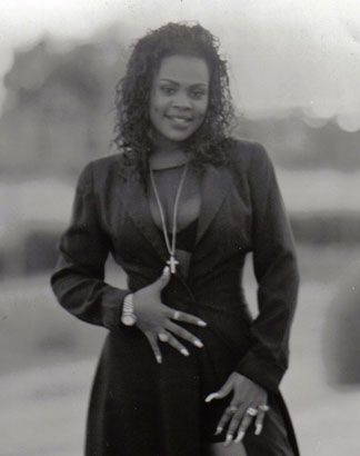 Jewell- The commanding voice featured on hits Fuck wit Dre Day & Let Me Ride, she also appeared three other tracks. She had a hit with Snoop- What's My Name and appeared on other Death Row projects through the decade.