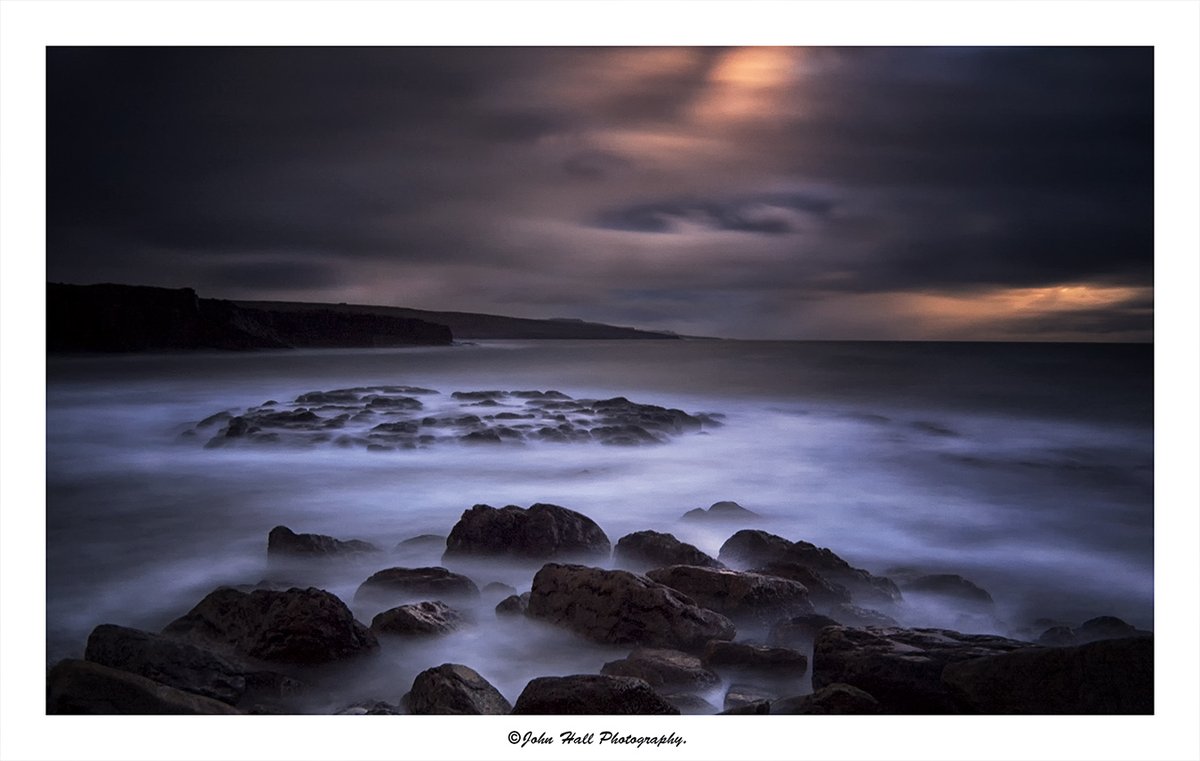 From the archives 11: Nightfall, Black Head @StormHour @LensAreLive @ThePhotoHour @WAWHour #theburren @CanonUKandIE  @FormattHitech #landscapephotography #seascape #longexposure #night #ireland #ocean #countyclare #fanore #doolin