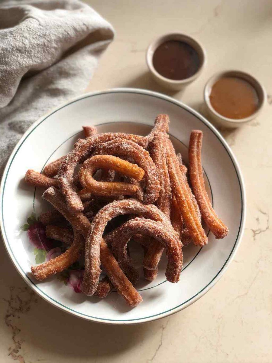 TravelCookTell's tweet image. Homemade Churros travelcooktell.com/homemade-churr…
