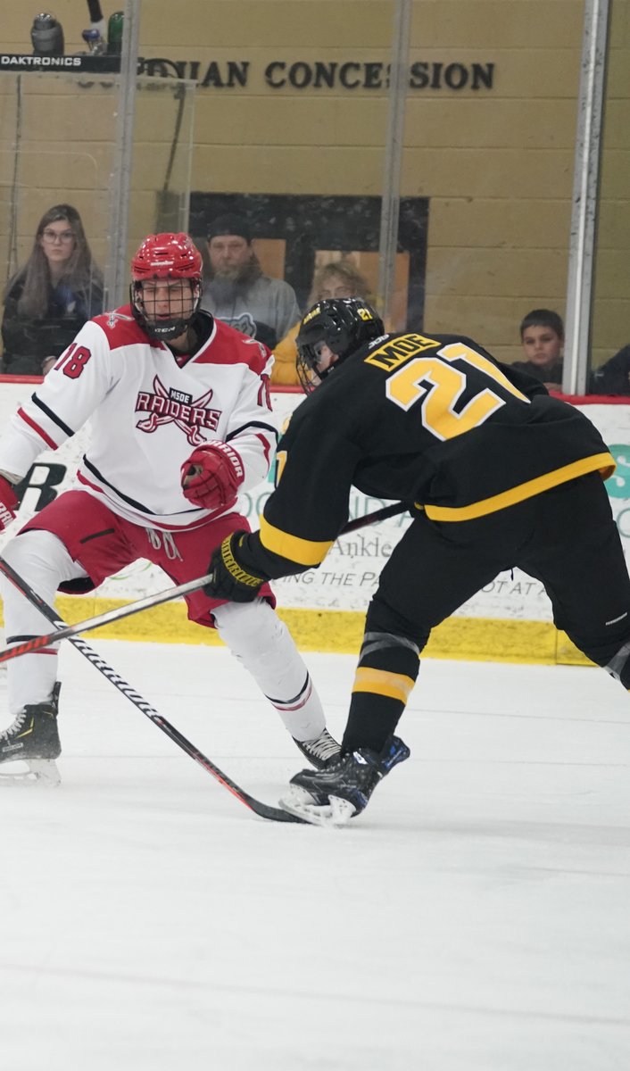 AdrianBulldogs's tweet photo. Rex Moe
Sophomore • NCAA Hockey
Grand Rapids, MI

FUN FACTS:
👉 Named to the NCHA All-Tournament Team.
👉 In free time he enjoys Sailboat Race Regattas, and also helps out with the Boys &amp; Girls Club.
#Bulldogs #Adrian #AdrianCollege #D3week #MIAA https://t.co/CUQqxRy8OK