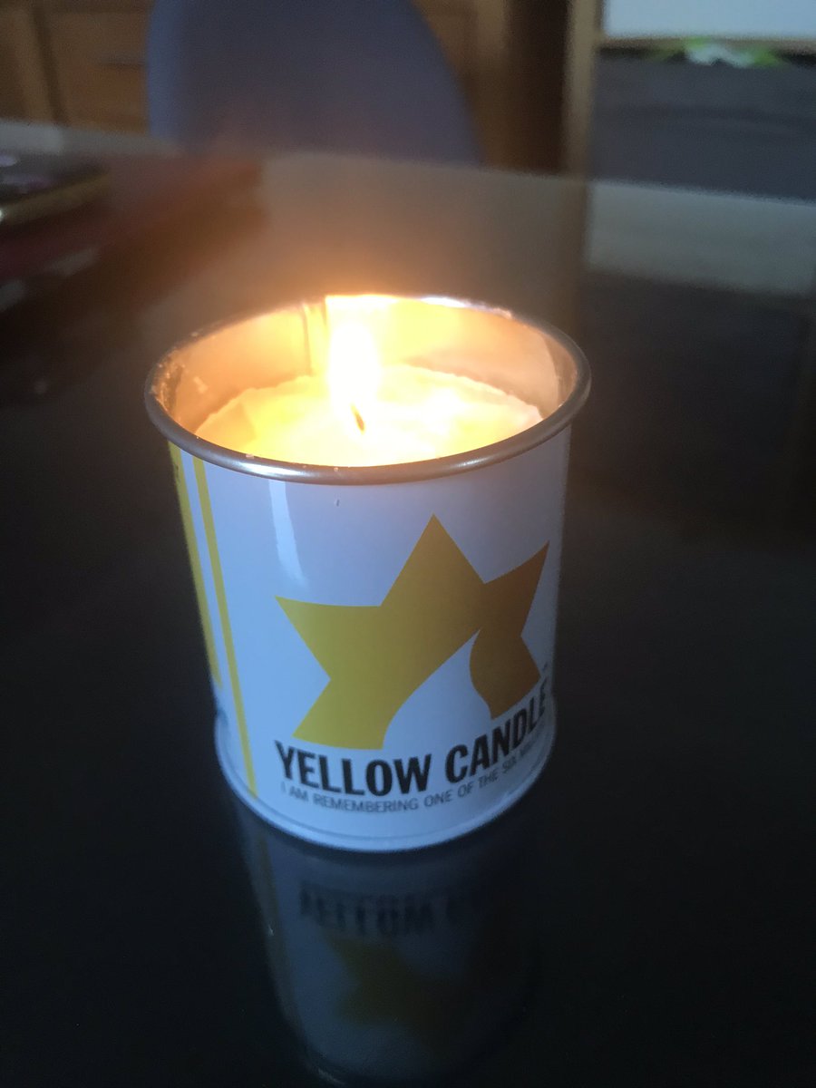 von_xx's tweet photo. #yellowcandle @YellowCandleUK https://t.co/YdWnZ4iCfn