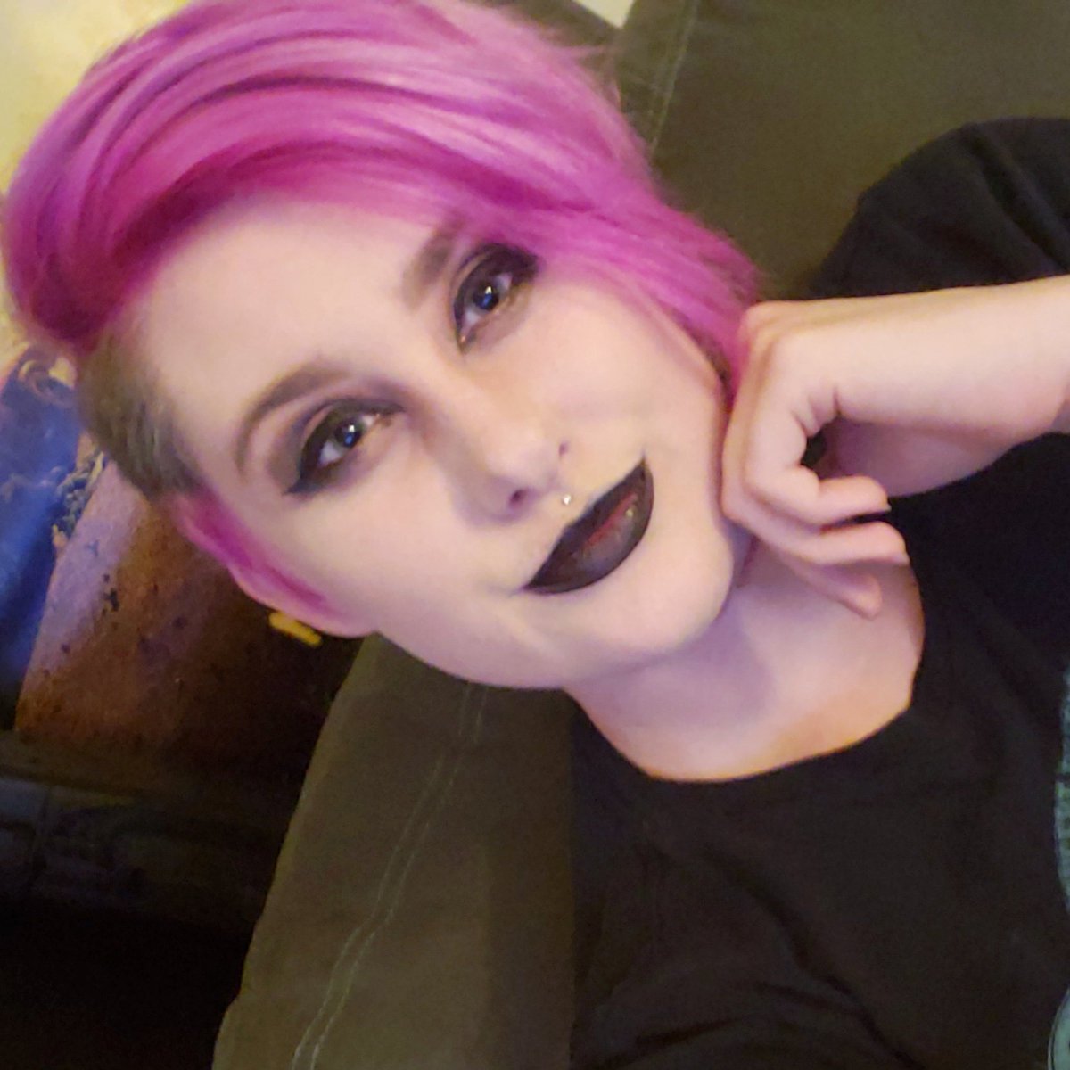 Ms_BDay's tweet image. #newpfp