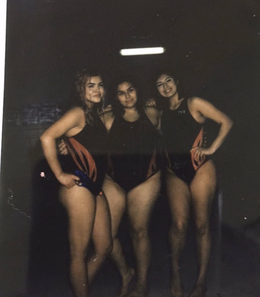 Shawtyapproval's tweet photo. yes it was great being in basketball, swimming, and managing my boys @washington_boys , but a BIG shoutout to water polo and my coach Arianna for my FOUR BEST YEARS OF MY LIFE ! 🤽🏼‍♀️ #7 FOREVER #gwvirtualspiritweek @GWHS_Patriots https://t.co/2UZTtV7x88