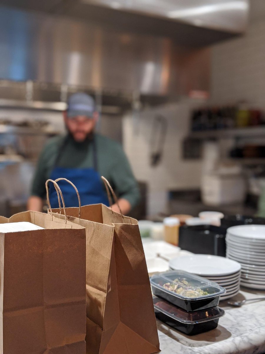 🤔 Life should be like a box of fresh Canon (@canoneastsac) cuisine! Fresh, enjoyable, fulfilling, and will leave you wanting more.
-
🌱 #PickUpFixe is here to get the food from your favorite local restaurants into your hands safely and quickly. Sign up through the 🔗 in our bio!