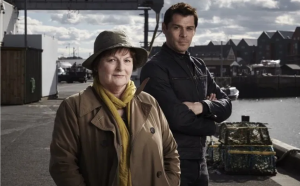 BritBox_US's tweet photo. @VeraSeries Executive producers Kate Bartlett and Phil Hunter give the scoop on Season 10 !!! ๐บ๐๐
Read it here: https://t.co/zahInQBeKE #MondayMotivation
#STREAMONBRITBOX https://t.co/wrkGPjKaMu
