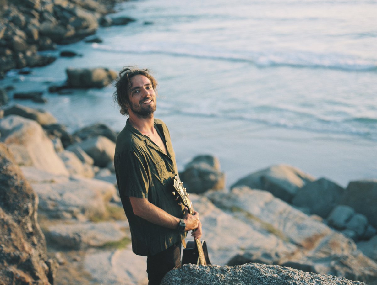 HELLO @Twitter !!! :) nice to meet you and all! 
Pic: Ross Hillier