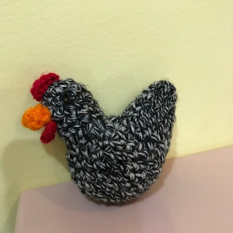 CrochetSpot's tweet photo. New Free Crochet Pattern: Little Striped Hen https://t.co/hQlFn7D90k https://t.co/ZpzWXFPiSn