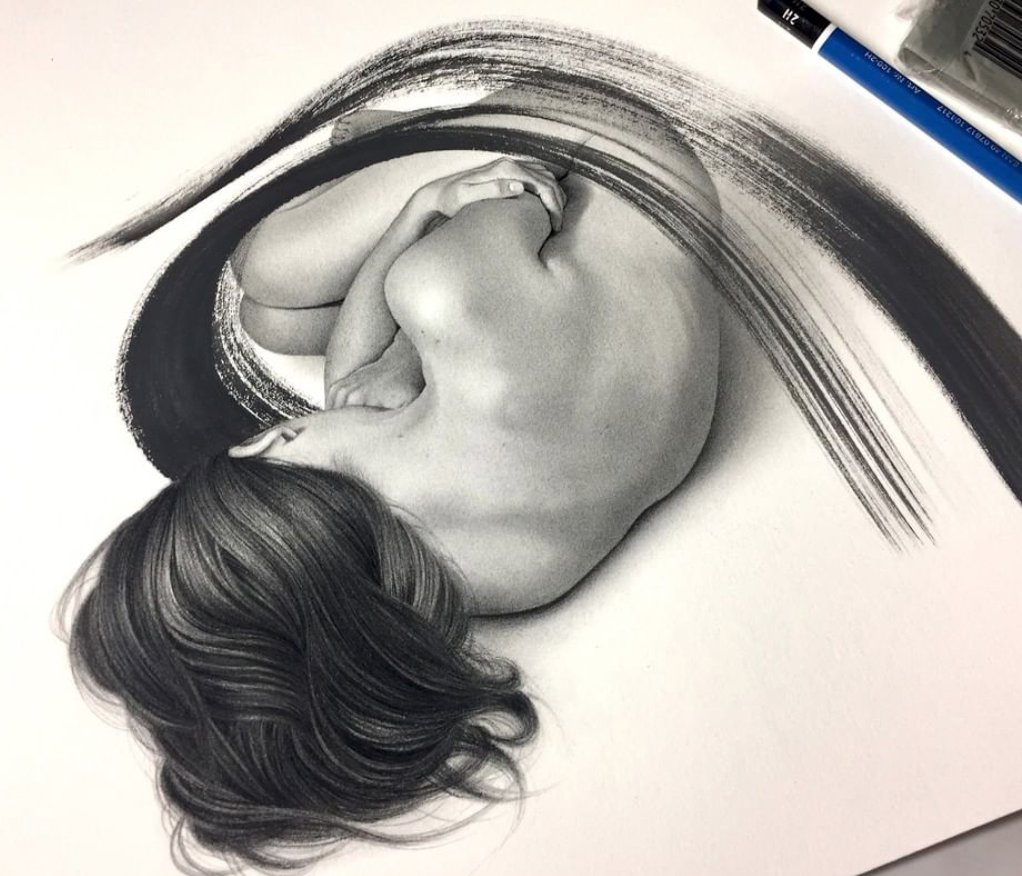 minds_inc's tweet photo. We have a mini-spread for Jessie Babin! (TW: @JessieBabinArts / IG: @jessie_babin_fine_arts)
There’s something about the swish of charcoal in this figure drawing. It adds some *pizzazz*.
________________________________________________________________ https://t.co/UllfebBg8B