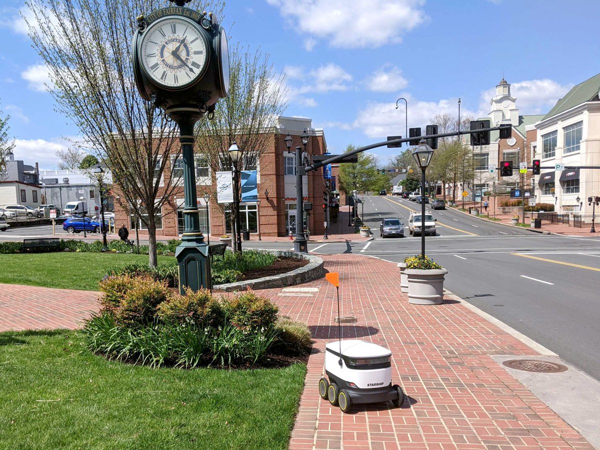 DanitaBlackwood's tweet photo. Coronavirus crisis gives delivery robots a chance to prove their worth via @govtechnews
 #GovTech @StarshipRobots #Robots #Delivery #COVID19 #Health 
https://t.co/WLhq3KBWw8 https://t.co/1TIm36xD94