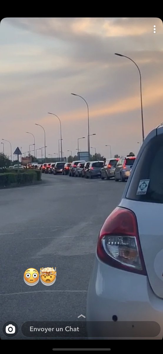 AubineauEden's tweet image. Donc tout ça pour aller au McDo de Moissy😳😳🤣🤣