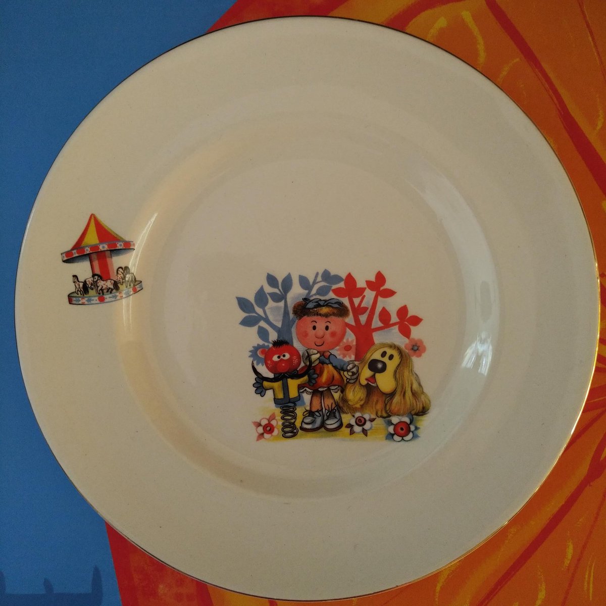 VintageDetola's tweet photo. When you see #magicroundabout trending on @twitter 🎠 ..
The 1st item I sold in my #etsyvintageshop was this #ceramicplate
#cartooncharacters #Florence #dougall #zebedee #childhoodshows #bbctv #childrensbbc #ChildhoodMemories #billgrundy #vintagedetola #treasureseeker https://t.co/z9Egkj6hPb