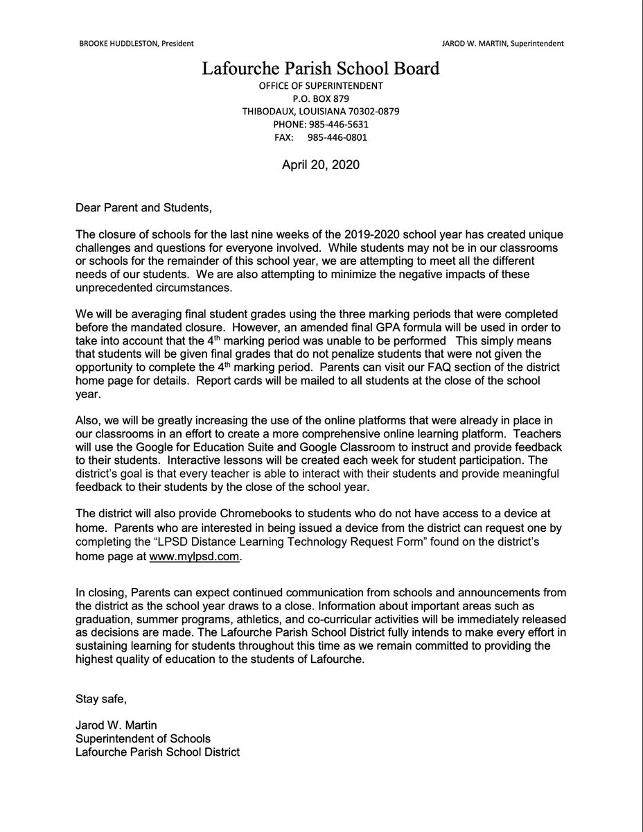 𝗣𝗮𝗿𝗲𝗻𝘁𝘀/𝗚𝘂𝗮𝗿𝗱𝗶𝗮𝗻𝘀 𝗮𝗻𝗱 𝗦𝘁𝘂𝗱𝗲𝗻𝘁𝘀
Superintendent Jarod Martin's letter to Parents/Guardians and Students.