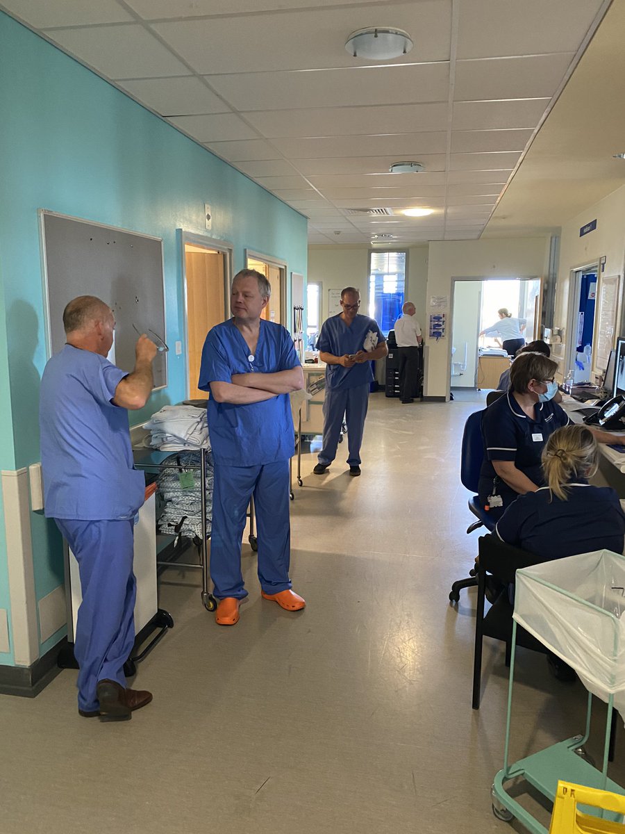 CEO <a href="/SamHigginson12/">Sam Higginson</a> <a href="/ParleeTim/">ParleeTim</a> and I visited the new “non-covid” ITU on our former dialysis unit. Thanks to Consultant anaesthetist Simon Fletcher for sorting a visit to critical care for a coffee &amp; a quick chat with some of our staff managing our sickest patients. @nnuh