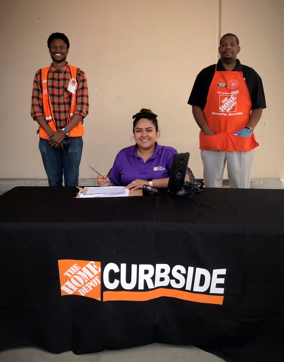 drlnlopez85's tweet photo. FIRST, congratulations to Chris my opening deliveries associate, he was promoted to D26 DS! Second, Welcome Back Kency!!! Third, Alma wanted a “Curbside” tablecloth, so Alma got a “Curbside” tablecloth:) #ILoveMyTeam #ThankYou #Congrats #WelcomeBack #HD6506 #d2sixO https://t.co/1DcZdFvMwq