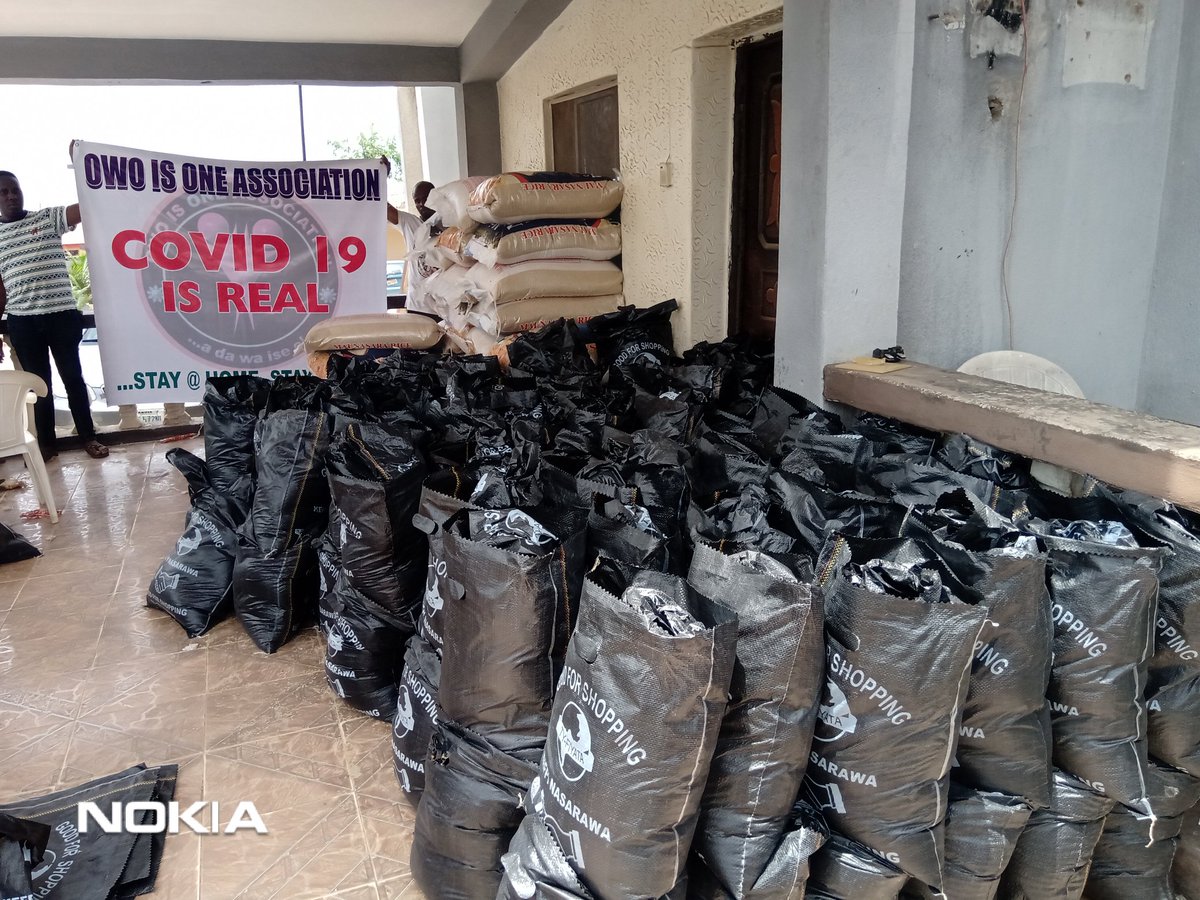 OParapo's tweet photo. Oba OjomoLuda of Ijebu, Oliyere of Iyere, Ulupele in Council, Olupeme of Upeme, Asuada of Isuada, Alamuren and Oloba of Uso received COVID 19 relief packages sponsored by Owobis One Association. Ose Local government and Olowo of Owo will be visited tomorrow and next tomorrow https://t.co/zurpnmhI7M