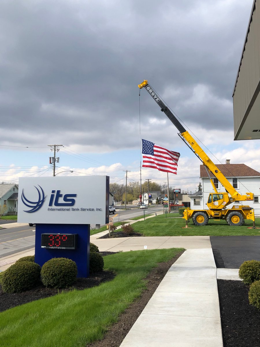 Tank_ITS's tweet photo. International Tank Service is hard at work, doing our part to support the U.S. energy sector. We have emergency crews available 24/7 for unexpected TANK projects. Call International Tank Service: 419-223-8251
Click Here for Your Free Estimate
https://t.co/FulNisEPW3 
#usa #usoil https://t.co/Ax8sBoqI3g