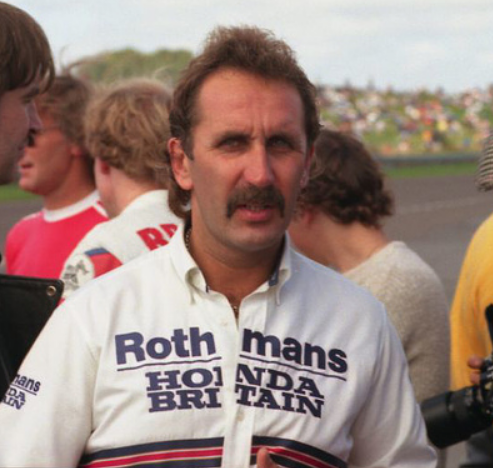 popsyosh34's tweet photo. 1985 Thruxton
Roger Marsha11
#Pingley #HondaBritain https://t.co/uguRNCsCRl