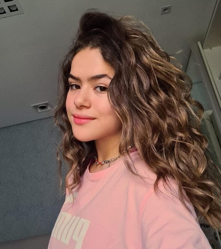 cacheadas_das's tweet photo. 💜 Maisa com seu cabelo mais que natural #linda 😍
A Re falou - Ela fica linda com o cabelo assim, soltinho 🤭
Eu concordo! @ São Paulo, Brazil
#maisa #cabelonatural #belezanatural #peleperfeita #quarentena #covid19brasil #fiqueemcasacovid19 https://t.co/q6D418HDwo