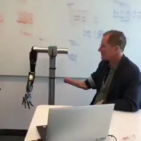 Untoldnewsuk's tweet photo. “The future of robotic limbs is here. via @freethink follow @dailystemfacts” https://t.co/DutFHwNU1z
#prosthetics #prostheticsmagazine #prostheticarms #prostheticlimbs #robotics #untoldnewsuk https://t.co/Jxb15i1vQH