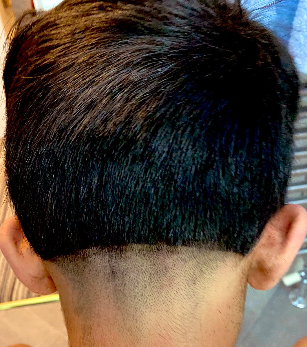 aaslam's tweet photo. In this weeks #CoronaChronicles ....
💇🏾‍♂️🤦🏽‍♂️🤷🏽‍♂️ #OhGod #NotABarber #HisMumsGonnaKillMe https://t.co/pwA5JBE1Lg