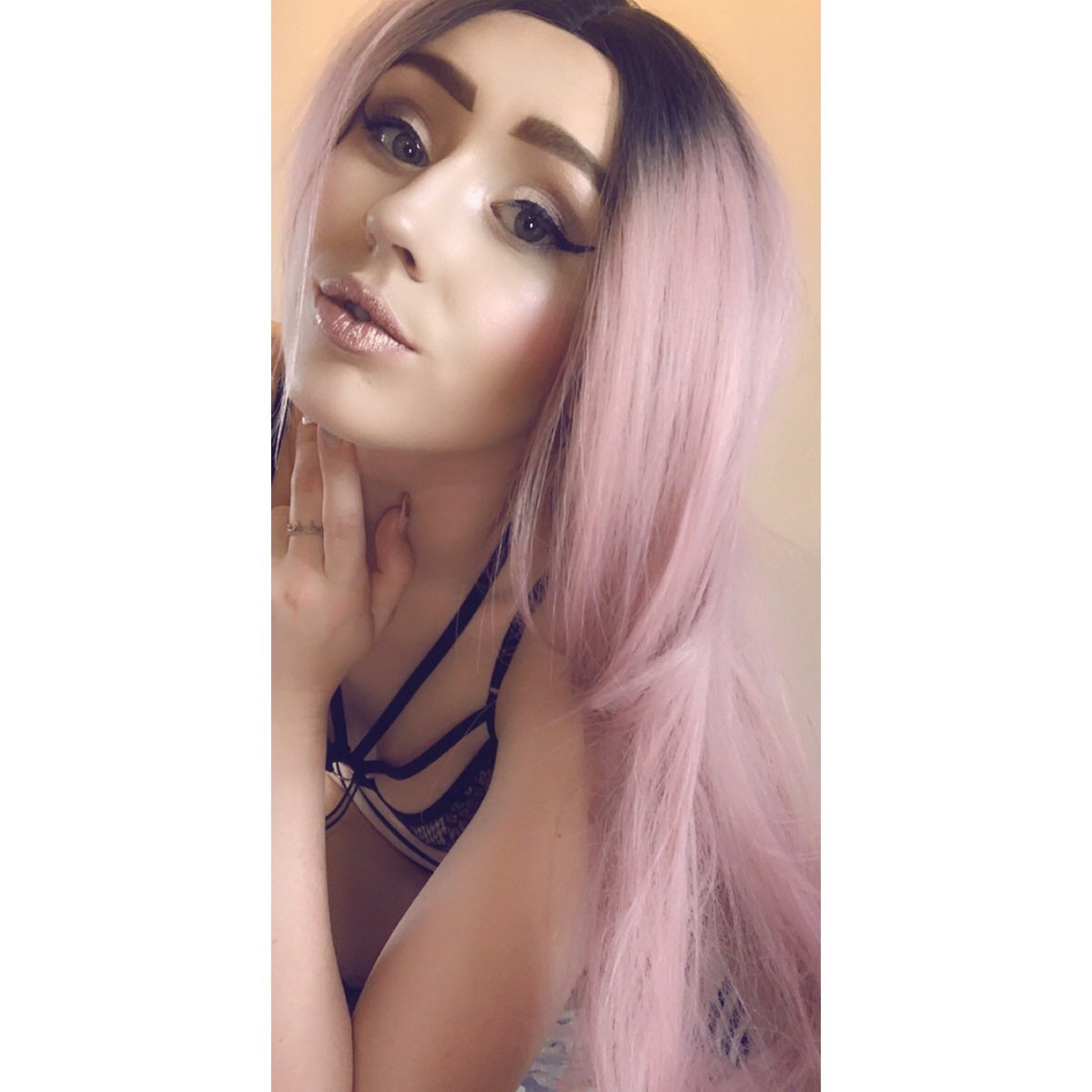 GoddessK1tty's tweet photo. #NewProfilePic Damn I am a CUTE brat https://t.co/gSCnkqxmFs