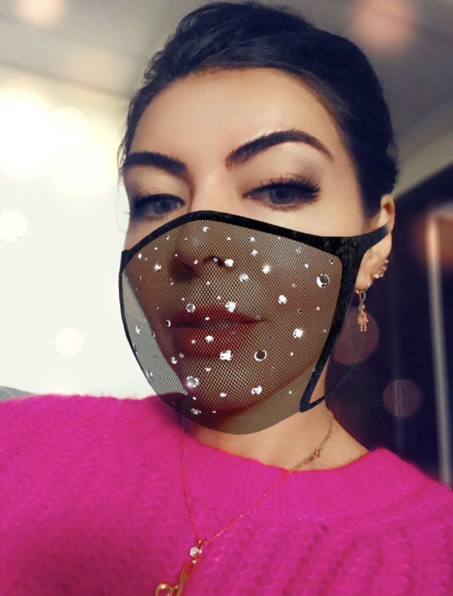 What've u been doin during #StayHome ?
a) Sleeping&amp;Eating all day 😴🥘 
b) Exercising&amp;Fitness 🏃🏽‍♀️💪🏼
c) Watching TV/Netflix 📺🎞
d) Working from Home 👩🏻‍💻👨🏻‍💻
e) Making Music 🎹🎶
f) Stalking ur Ex on Social Media😍🤤
g) Being naughty&amp;going out 🤡🤦🏻‍♀️
h) All of the above🤔
👇🏼😷 #StaySafe