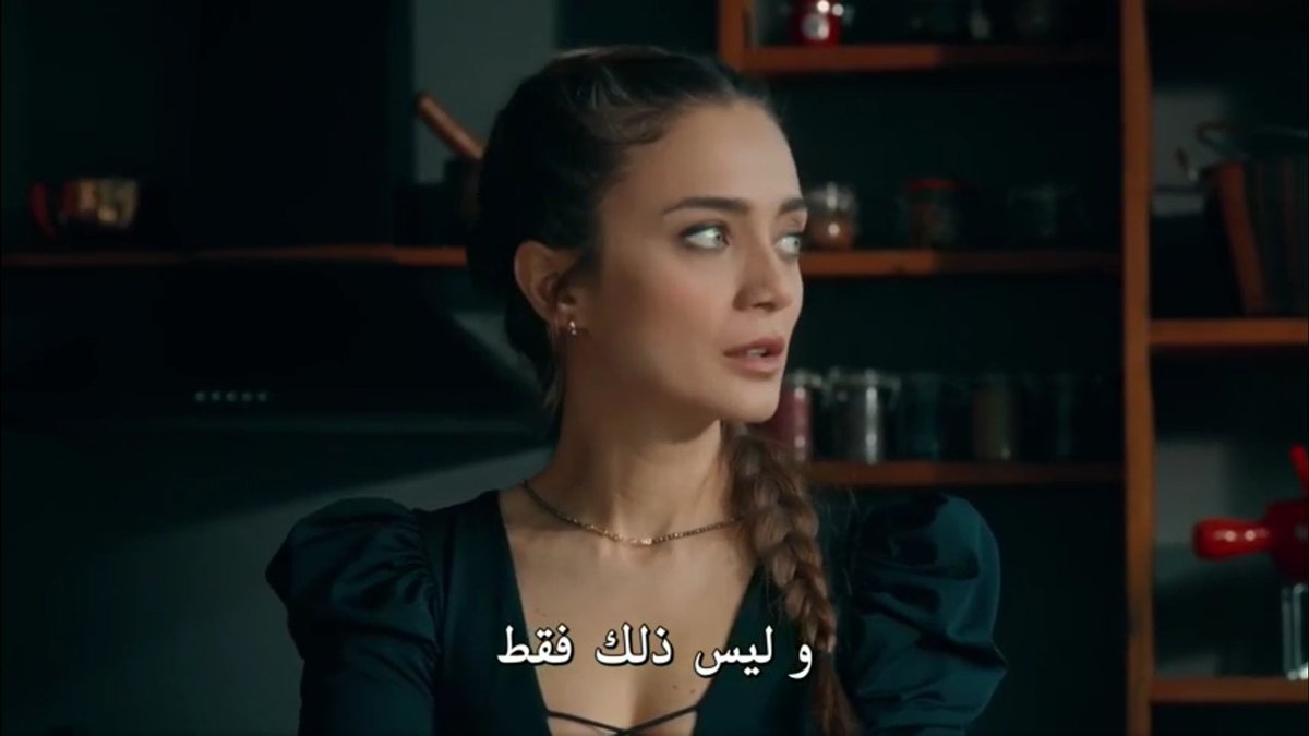 E said To y that there is no importance of what i want since you have someone waiting for you at home,y instead of leaving he put his coat on the kitchen counter,E always makes him remember his duty toward nehir and the baby,she thinks of Her more than him  #cukur  #EfYam ++++