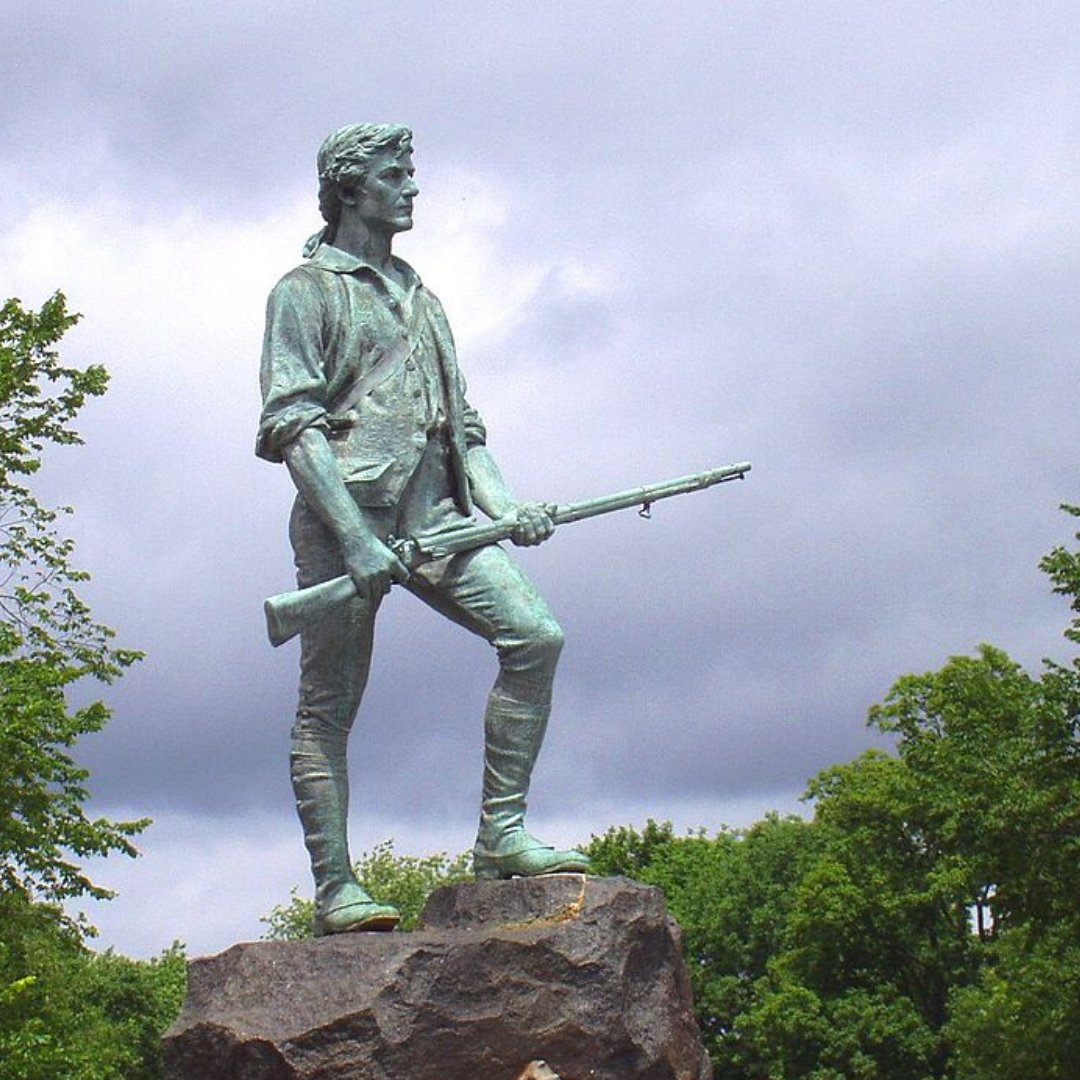 greentailtable's tweet photo. In 1775 Mass. was front &amp; center, fighting for independence. 225 years later we're in a different battle. Our Minutemen are healthcare workers, grocery store staff &amp; frontline workers, taking risks to protect us all. Thanks to every one of our modern day Patriots. #PatriotsDay https://t.co/kmrRmOgX7J