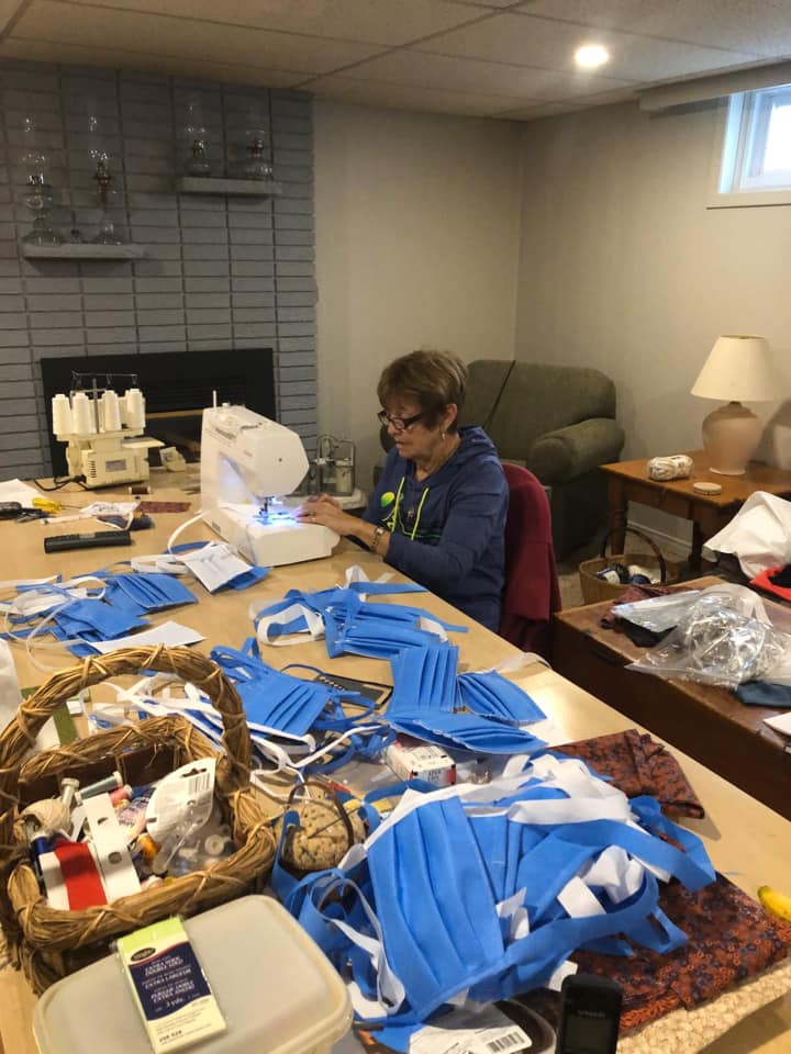 LibrElginCounty's tweet photo. There is now a centralized effort in our community to create, sew, print, and prototype PPE, as well as a central location to drop off items. Find what's needed and how to get involved by visiting https://t.co/tDGbgV9RRQ #sewstrong #elgincountystrong @ElginCounty @StThomasChamber https://t.co/MwREkBUZoP