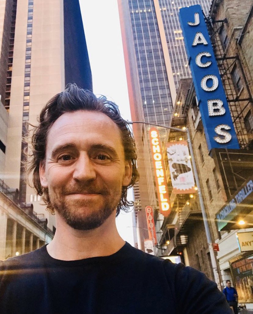 tom hiddleston as flower fields: a thread