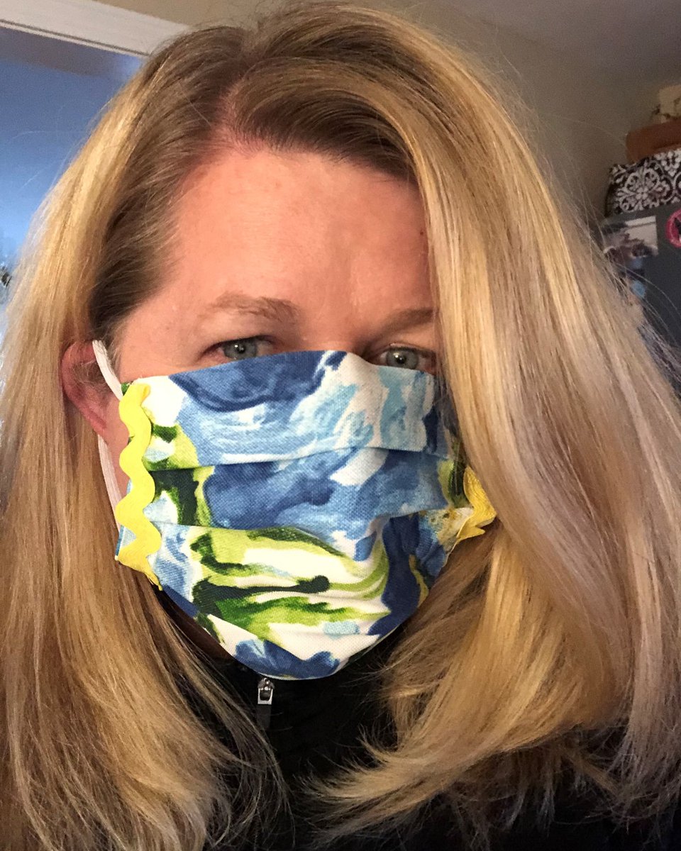 alaboston's tweet photo. ALA Boston Chapter Member, Kim McMahon, made over 100 masks to give away. Just another ALA member doing their good deed to help during this time of need. #alabostonchapter #generosityisgrand #helpingothers https://t.co/QiKcxOyqcm