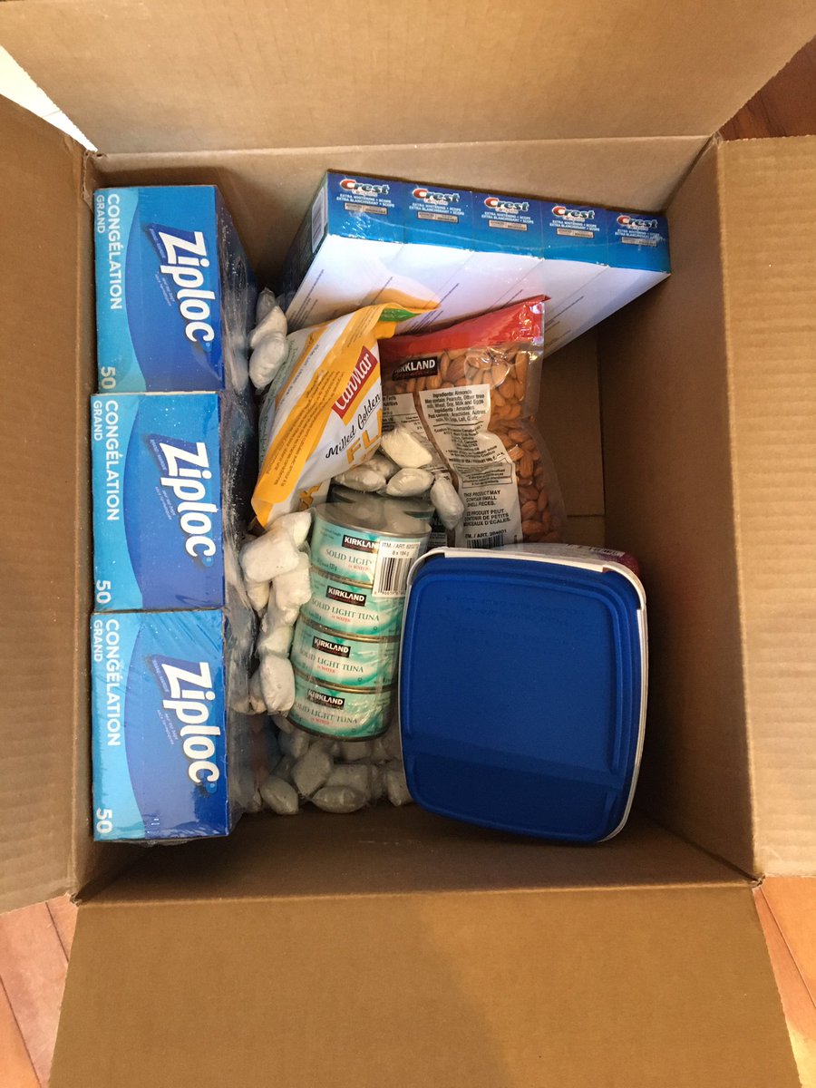Little_Fish33's tweet photo. Costco and UPS..not again.   Another mess delivered to us.  @costcocanada @UPS https://t.co/Qb6JDSSs9P