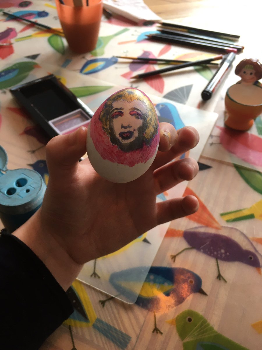 maelynn05729448's tweet image. Soo I could not do more pictures but I also made Marlinmonroe on my Easter egg!#marlinmonroe #art #Easter