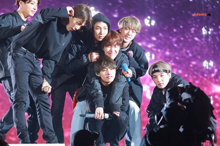 HOSEOKOOK95's tweet photo. 𝑸𝒖𝒆 𝒂𝒍í𝒗𝒊𝒐 𝒔𝒆𝒓𝒎𝒐𝒔 𝒔𝒆𝒕𝒆, 𝒒𝒖𝒆 𝒂𝒍í𝒗𝒊𝒐 𝒕𝒆𝒓𝒎𝒐𝒔 𝒖𝒏𝒔 𝒂𝒐𝒔 𝒐𝒖𝒕𝒓𝒐𝒔 - 𝒀𝒐𝒐𝒏𝒈𝒊. https://t.co/VWcso9LfVG