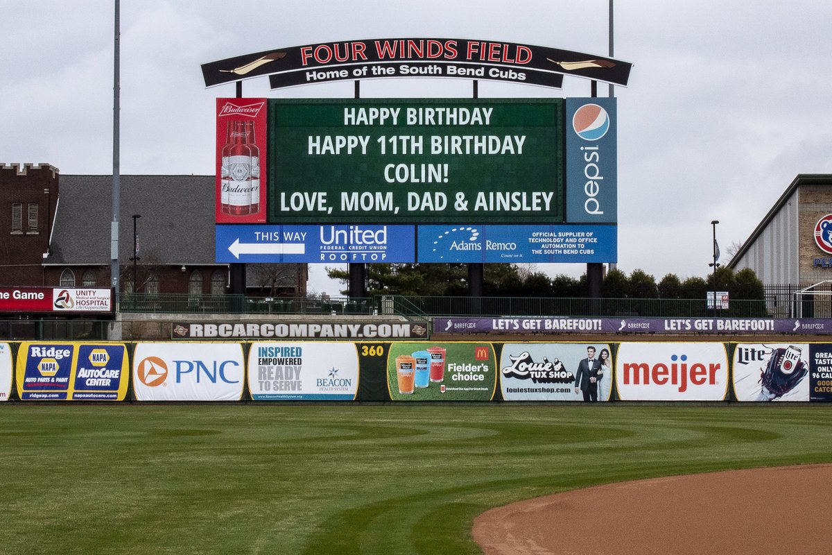 Liz_Woodcox's tweet photo. This @Cubs @SBCubs fan turned 11 today. #CubFanForLife #CubFanSinceBirth. @javy23baez @ARizzo44 https://t.co/WvXyCwBWBu