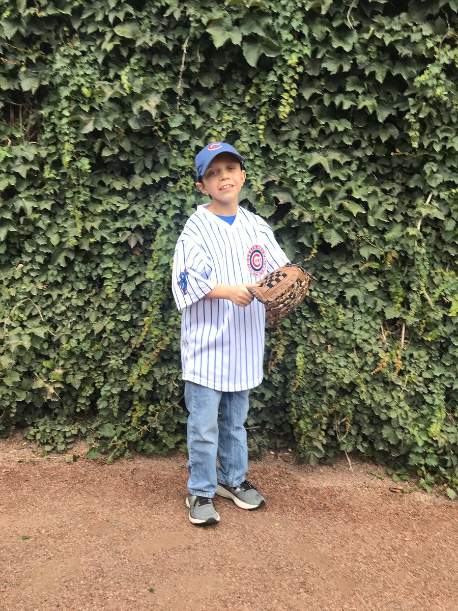Liz_Woodcox's tweet photo. This @Cubs @SBCubs fan turned 11 today. #CubFanForLife #CubFanSinceBirth. @javy23baez @ARizzo44 https://t.co/WvXyCwBWBu