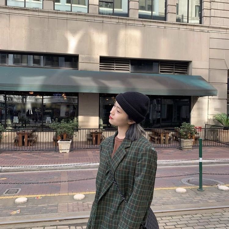 owowennn's tweet photo. : 𝗣hakjira 𝗝ongkongkiat 

B.Eng. / 3rd year ☕️
Electrical Engineering ,

* now available at 𝘙𝘦𝘥 𝘓𝘪𝘰𝘯 𝘋𝘰𝘳𝘮 *

🏄🏻‍♂️ img: 류진 itzy ! https://t.co/axvNDuztP9