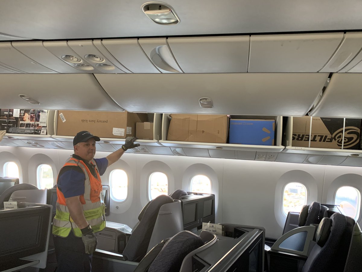 amypratt1110's tweet photo. CSI, AO, NOC &amp; Cargo @weareunited  teams working relentlessly to make movement of critical cargo &amp; PPE in our aircraft cabins a reality! Proud to be on the way to LHR with this great team who is making it happen! @david_a_overall @Aaron_McMillan @GrewalMandee @Tobyatunited https://t.co/ADaa1JFZHP
