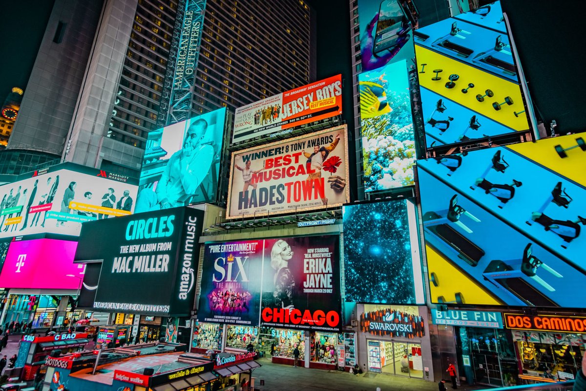 Comme une envie de retourner à New York, une ville qui vit au ralentit en ce moment, alors qu'il y a 3 mois c'était en pleine euphorie. Je vous laisse découvrir mes plus belles photos de mon dernier voyage dans la grosse pomme en janvier weekend-evasion.fr/ou-prendre-bel… #voyage #newyork