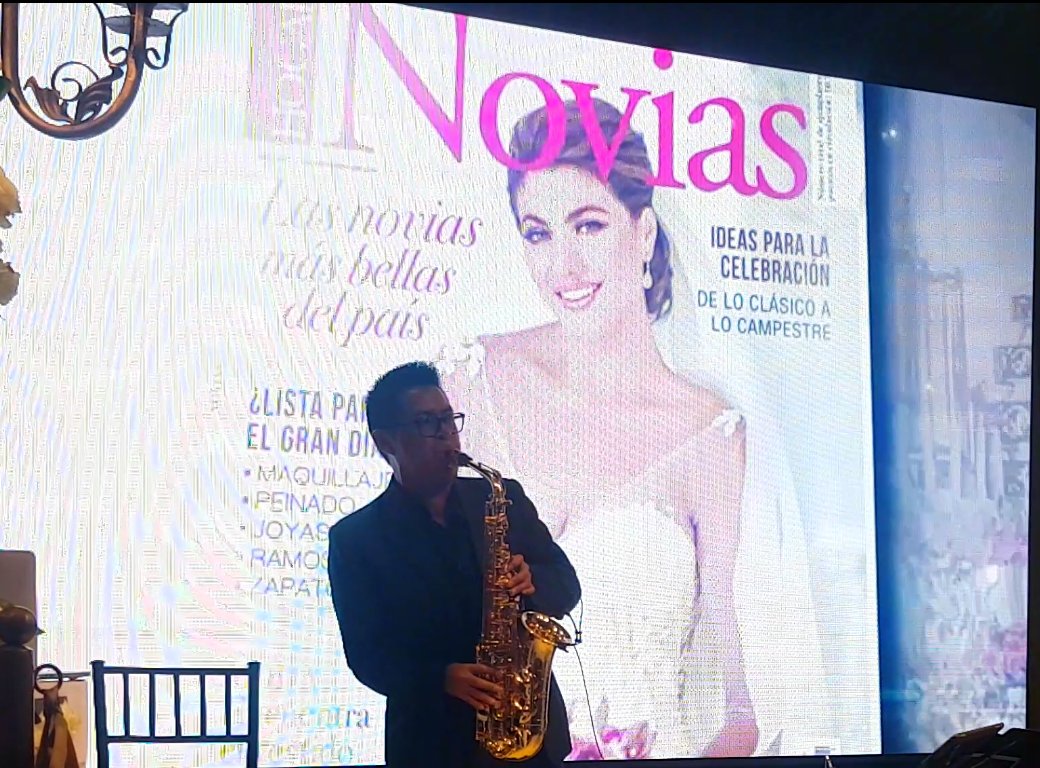 byronquimbita's tweet photo. quédateencasa #yomequedoencasa #saxophone #barcelonamusic #wendingplanner #bodasnet #instrumentalmusic #instrumentalsong #fotografiadebodas #weddingmusic #weddingmusicians #weddingmusician #weddingmusicband #weddingbarcelona #weddingmusicplanner https://t.co/xCavcOdPg4