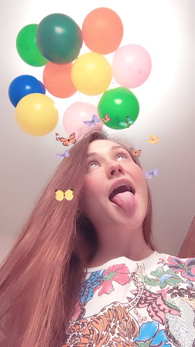 🍓 Muse 🍒 - 🤪❤️ Online Welcome to my room🍓 Let’s meet and ... @chaturbate ❤️ ❤️ ❤️ https://t.co/Vr7BXZaFW5 ❤️ #beautifulgirl #lifeitsbeautuful #cbmodel #StayAtHomeChallenge https://t.co/OgqNMCYhDm