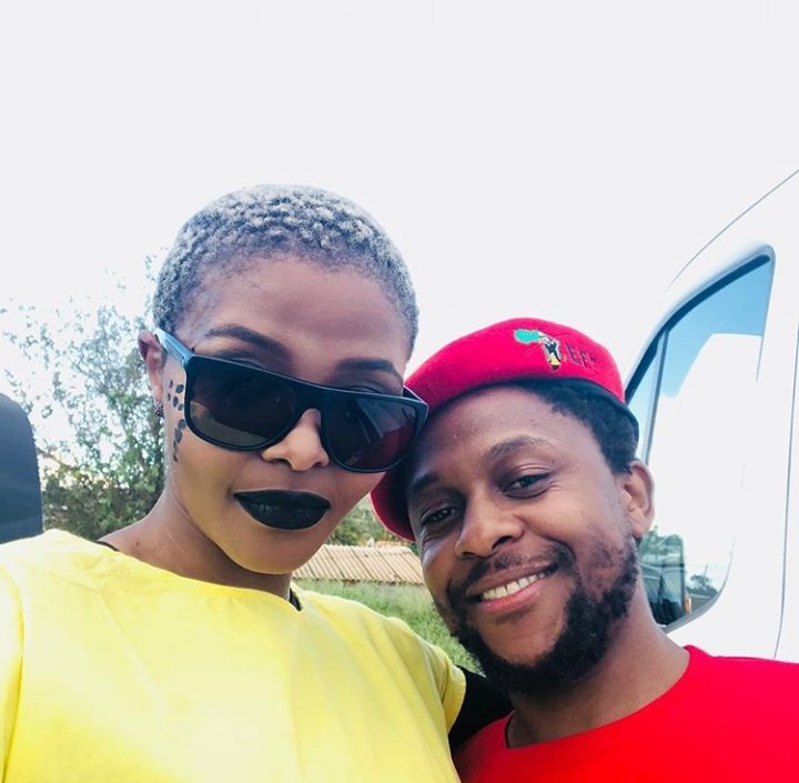 ThickInstaModel's tweet photo. I am sure @MbuyiseniNdlozi is waiting for @Julius_S_Malema to choose a side before he chooses. Ice boy tendencies 🤫
#SimphiweDanaMustFall https://t.co/80tqji2Do2